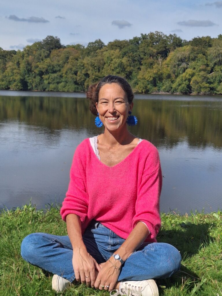 charlotte-hignard-psy-therapeute-therapie-systémique-relationnel-coach professionnelle-therapie-certifie-diplome-supervise-relationnelle-rennes-35